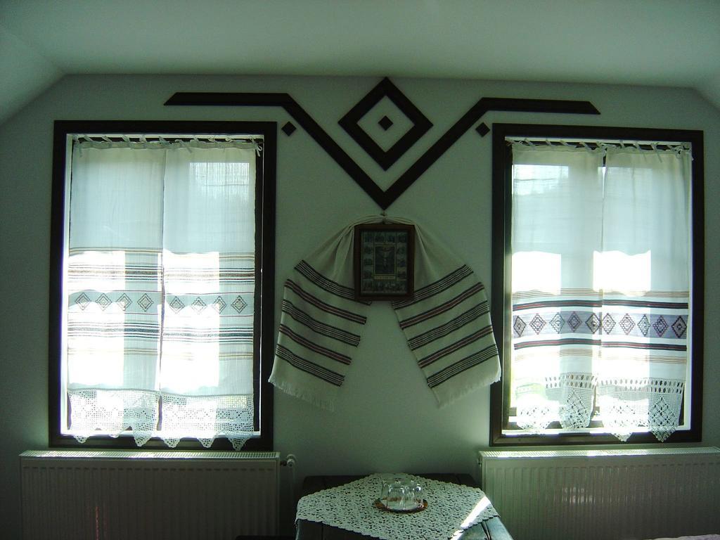 Casa Lia Valea Putnei Exterior foto